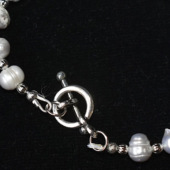 Handmade Fresh Water Pearl & Silver Beaded Bracelet - Picture 9 of 10